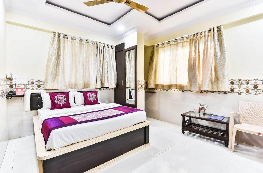 Shreesai Guestline Navi Mumbai Buitenkant foto
