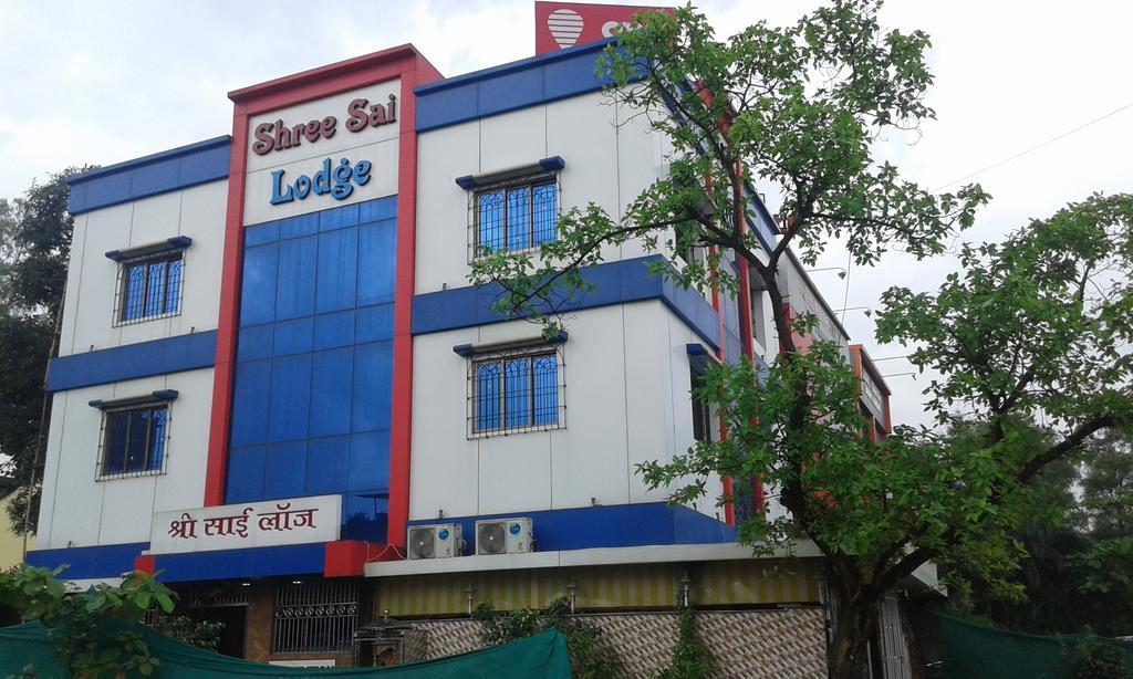 Shreesai Guestline Navi Mumbai Buitenkant foto